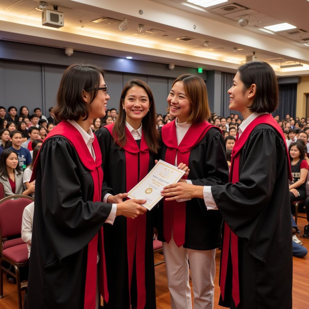 Graduation ceremony at Cao Dang Giao Thong Van Tai Hue