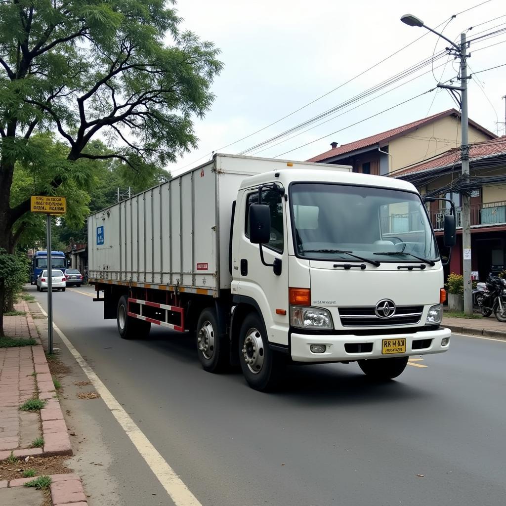 Xe tải chở hàng tại Huế