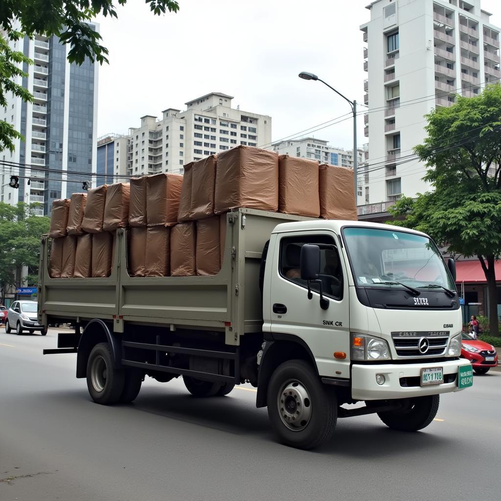 Xe tải cũ Đà Nẵng chở hàng